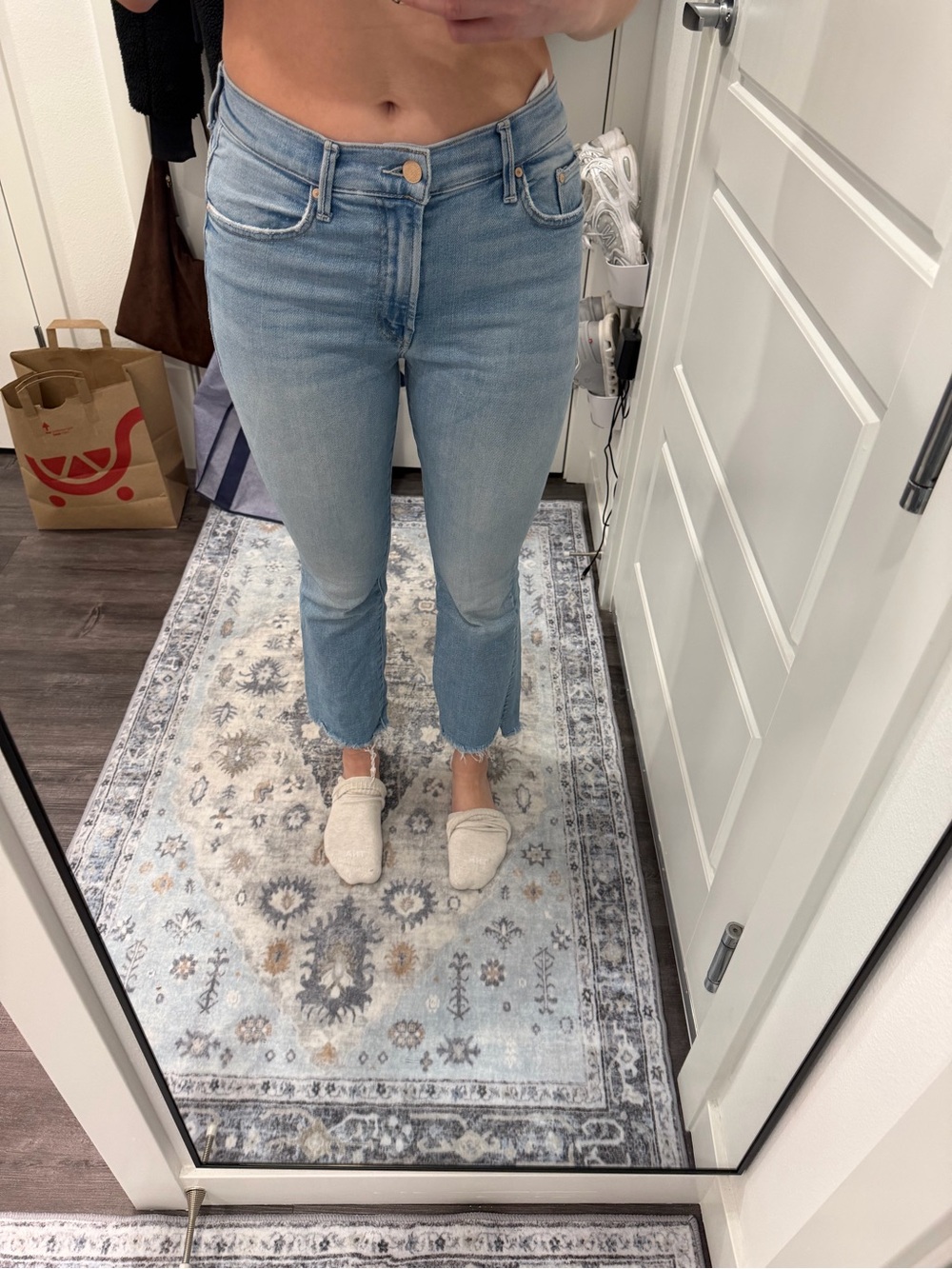 MOTHER Light Blue the insider crop step fray Jeans - Picture 2 of 7